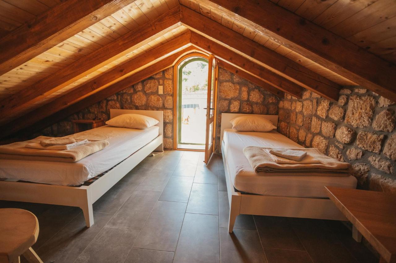 River Huts Zrmanja Obrovac Extérieur photo